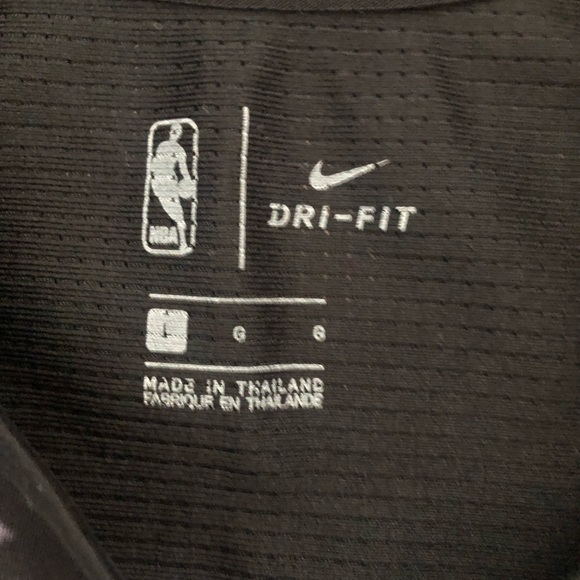 Nike NBA MLK Basketball Graphic Tee L - Picture 4 of 5